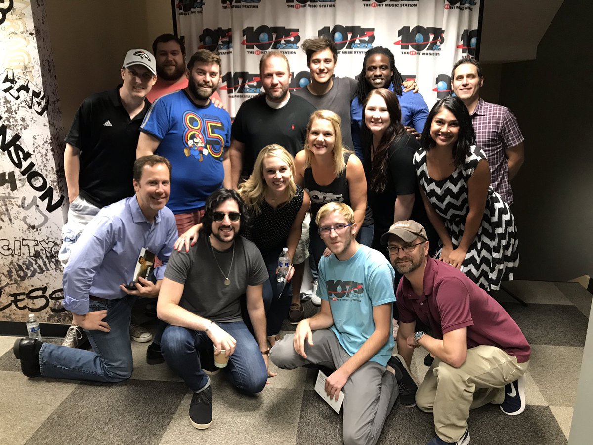 JorgeBlancoG's tweet photo. Me and the crew @1075KZL 
Good and fun people 😄 https://t.co/0klIsr20Yn