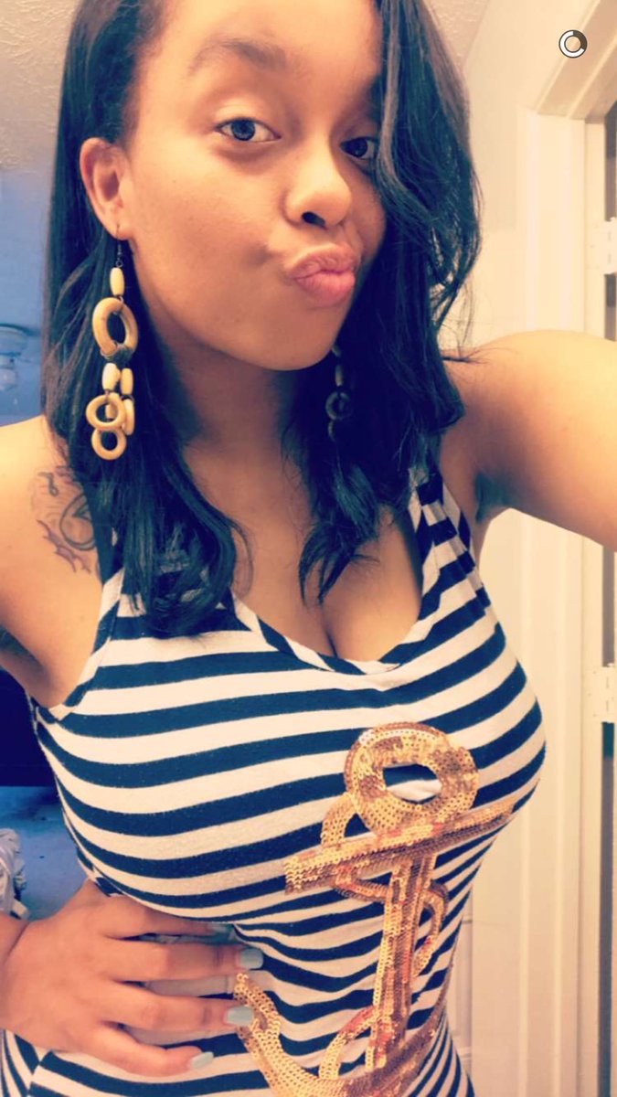 NewMan_NewLife's tweet image. My beautiful WCE @BigMeag8 #SheCold #SheMineG