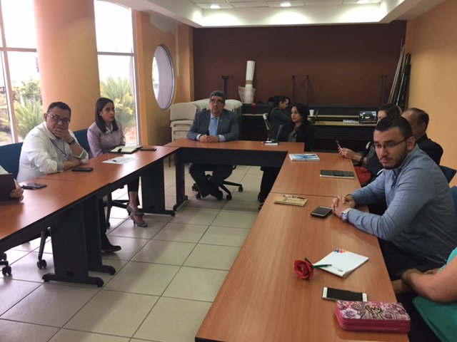 AGA_Honduras's tweet photo. Se dio inicio al proceso de co- creación del " Laboratorio de Innovación Ciudadana ". #IIIPAGAH2016-2018 !!! #HondurasInnova https://t.co/Hw4UGIseoZ