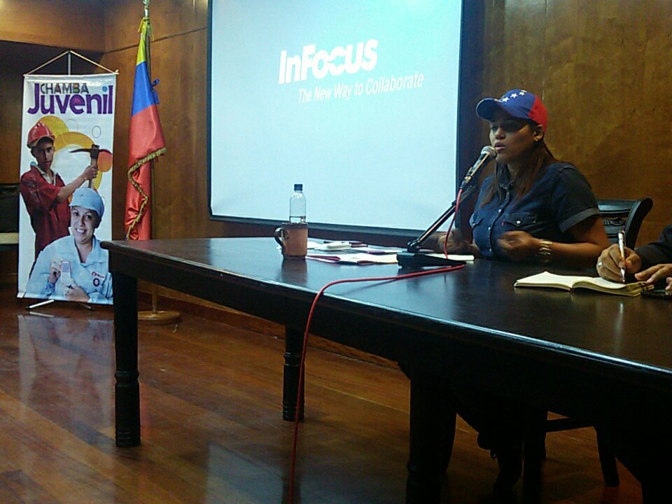 KyraAndrade_27's tweet photo. Sólo en revolución la juventud es protagonista de los procesos históricos que vive nuestra Patria junto al Pdte @NicolasMaduro https://t.co/DKPQckXUIg