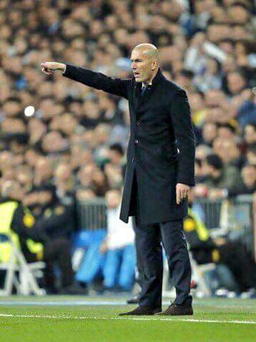 Nesreen_ALassaf's tweet photo. #ZidaneNoEstasSolo 
#CrstianoNoEstasSolo https://t.co/71OuYZAJT4