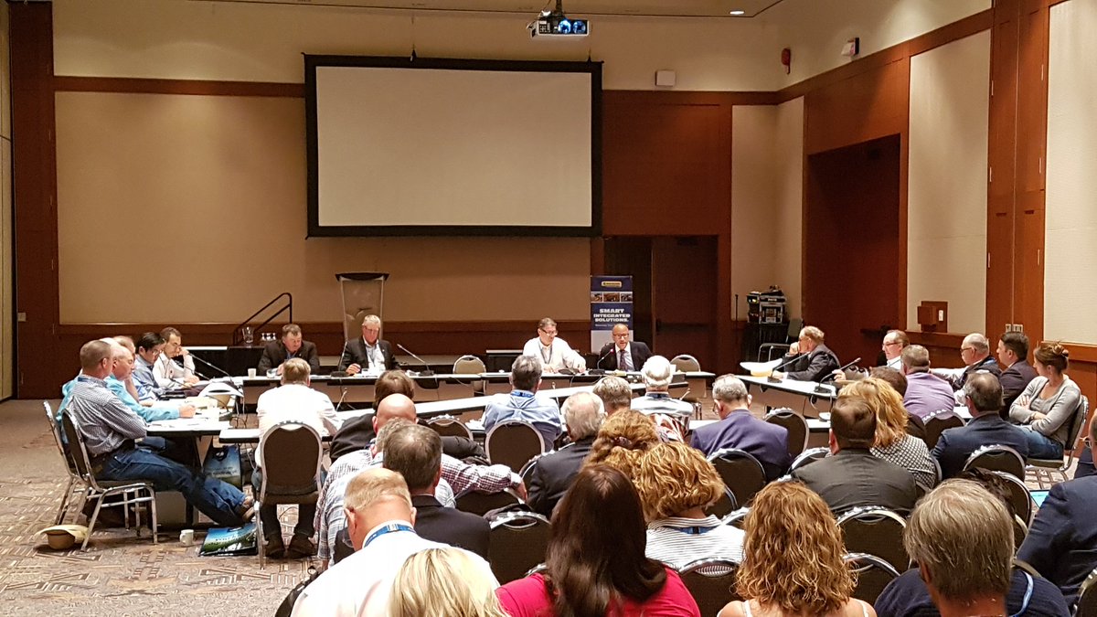 KelvinHeppner's tweet image. .@DadeCWF presenting his research on importance of #TPP at foreign trade meeting at #CBIC2017. Every country still stands to gain w/o U.S.