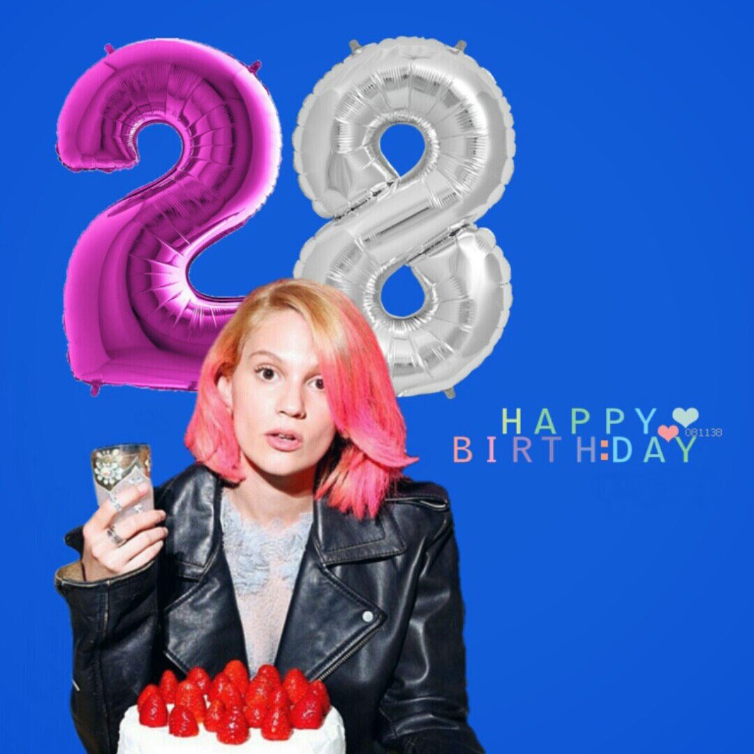 The Fans to Farah have this pics. Happy Birthday  Farah Zeynep Abdullah   I wish the best. yiki do dun Farah 