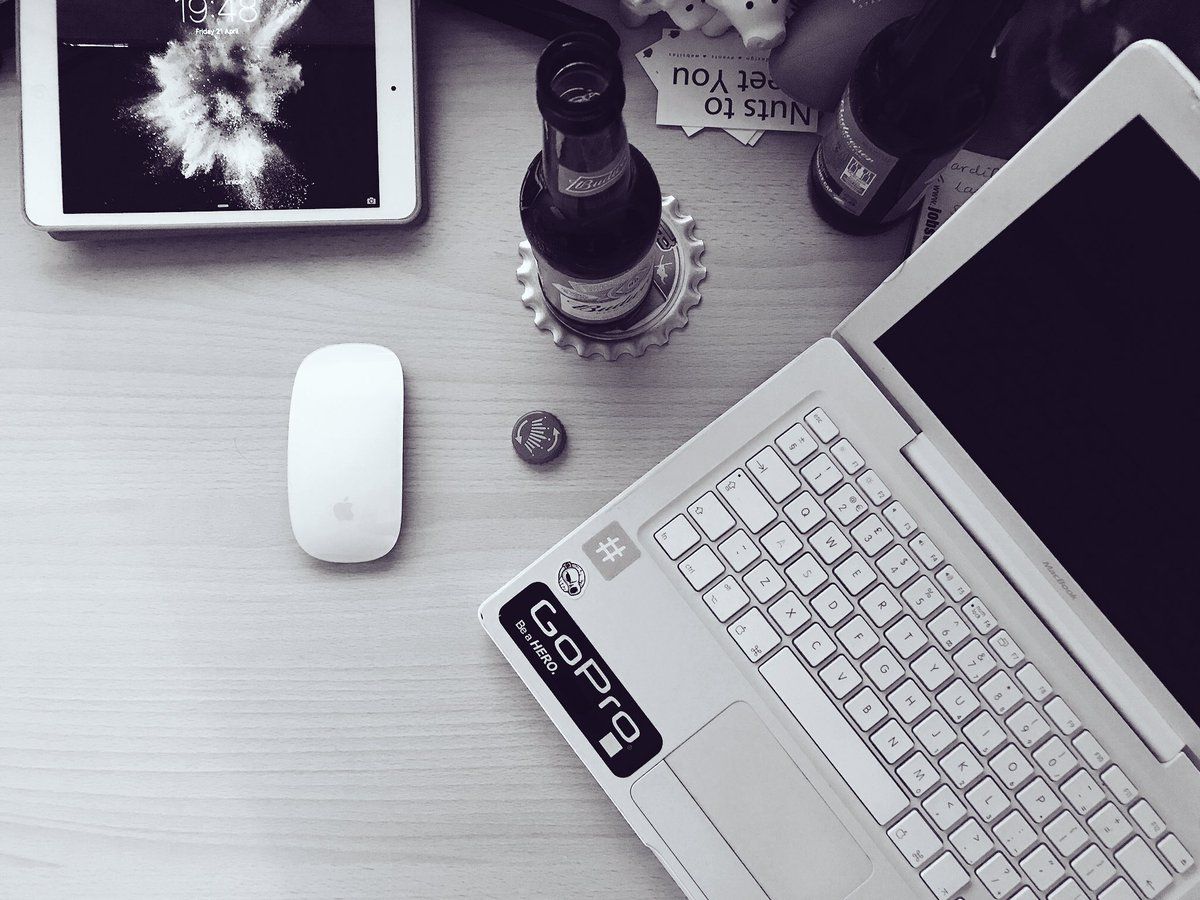 nuts_about_'s tweet photo. This evening looks lots like this...
#design
#test
#designmore 👨🏼💻🍺📱 https://t.co/CuOLPblnwZ
