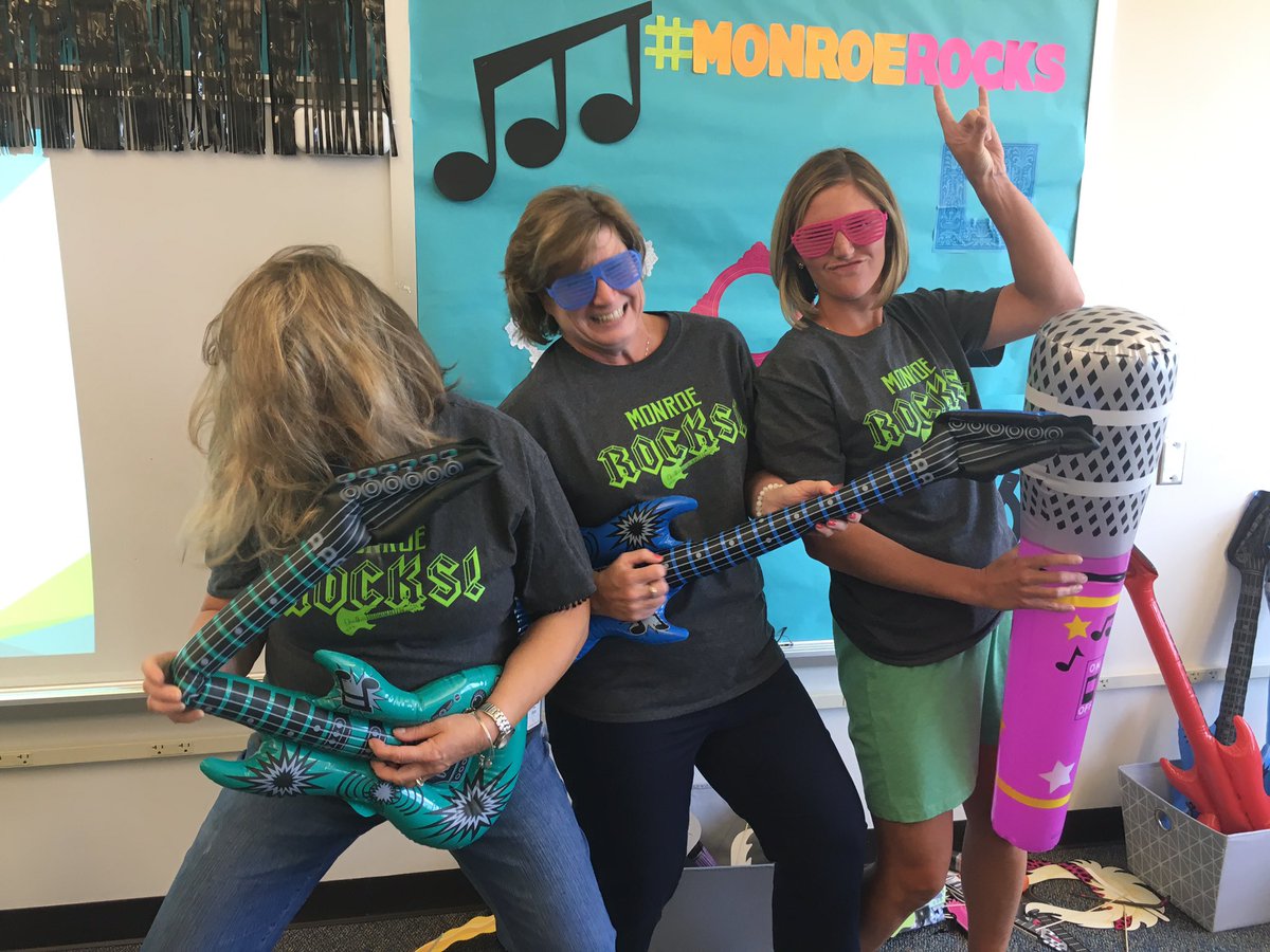 CVMonroeEagles's tweet photo. Teachers first day back #monroefirstday #monroerocks #mes1718 https://t.co/9A9yTazPoU