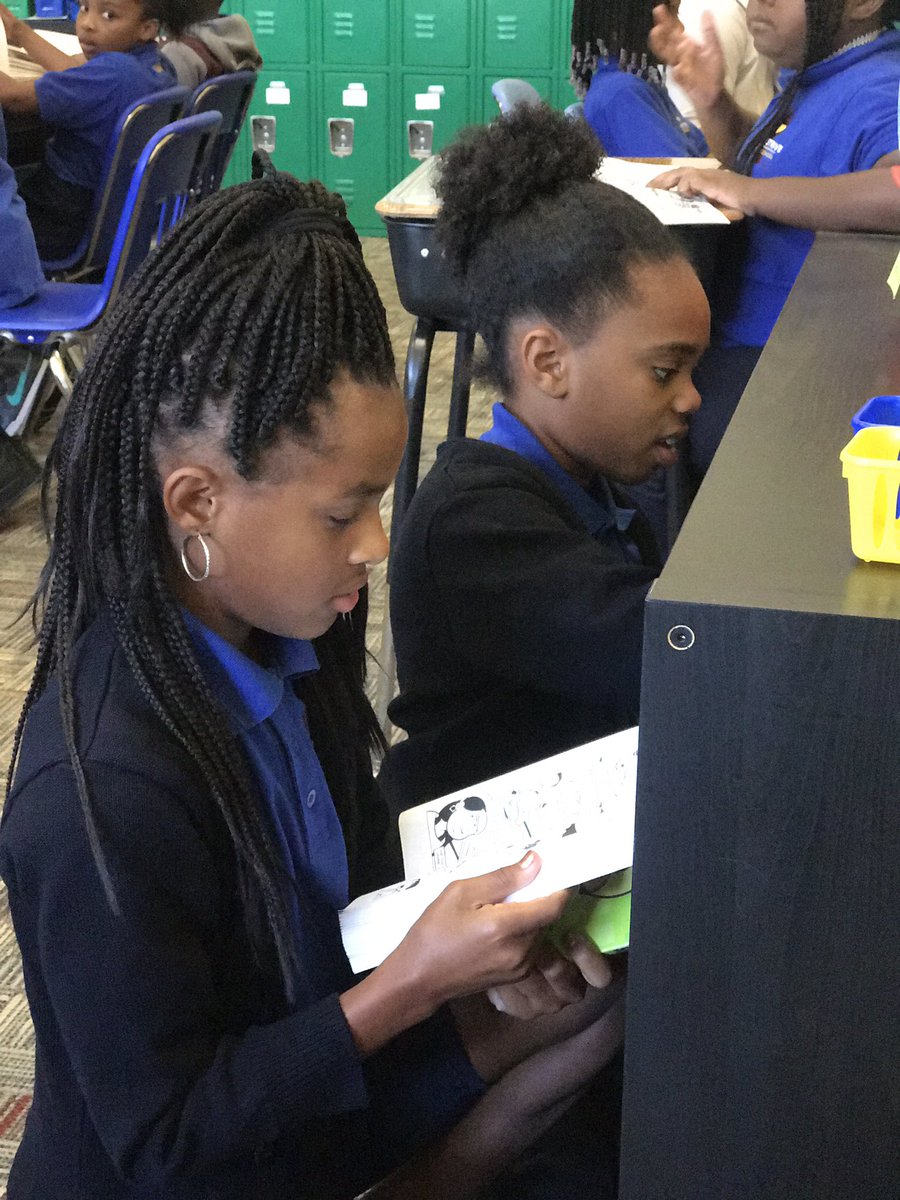 KIPPSTRIVEK_4's tweet photo. Happy Wednesday from our #ReaderLeaders to yours! https://t.co/LbbcUpKfOs