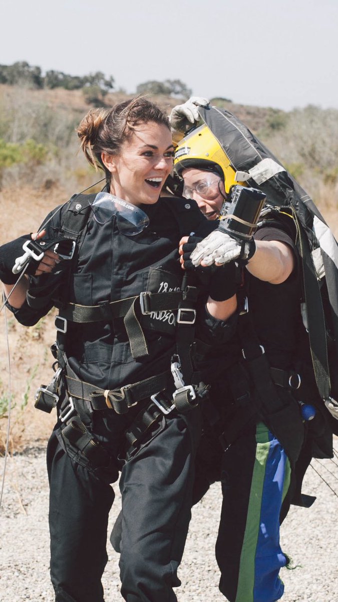 Thank you to everyone that has supported this cause so dear to my heart. Saturday we jump! #18for18 TO DONATE: crowdrise.com/projectrescue1… ❤️🙌🏼💋