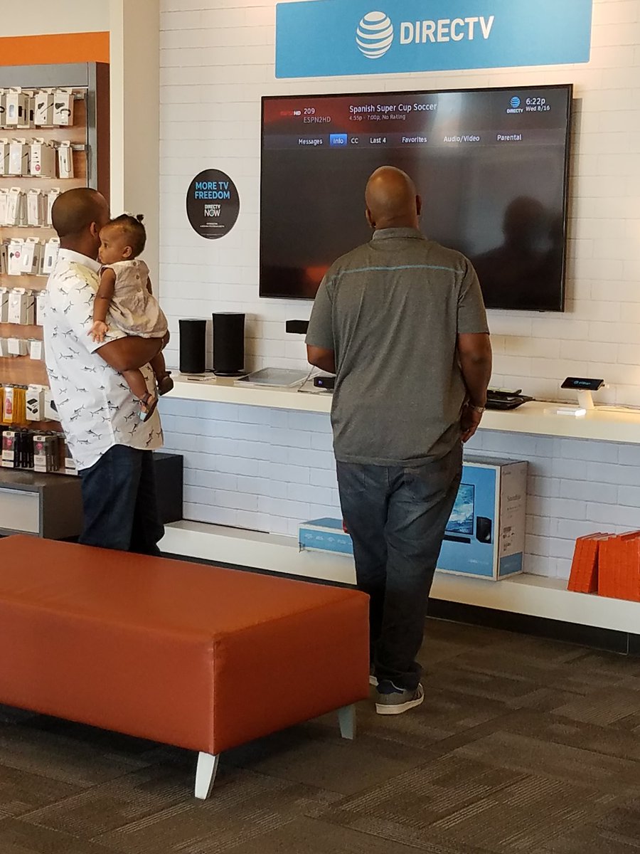 WCcraigR's tweet photo. Donny with the demo! @RowdyRVA  #teamwestchester #Directv #powerhouse https://t.co/tgc8O4pfZx