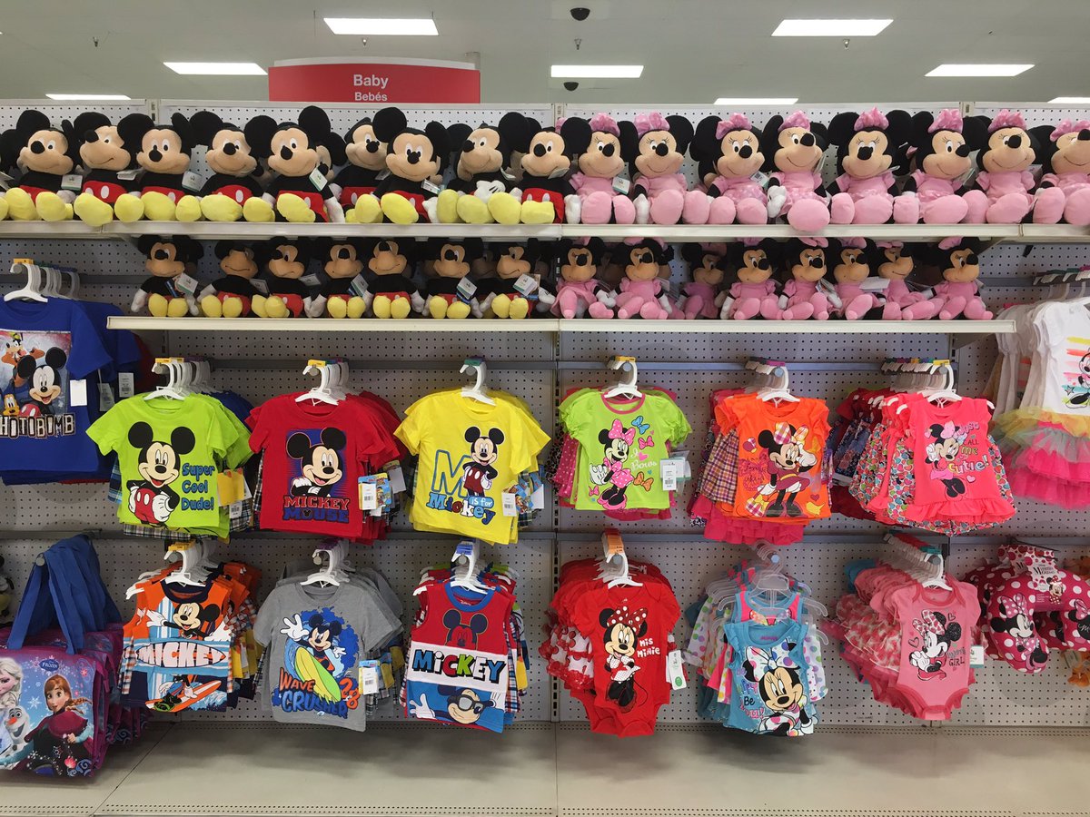 Creating a terrific toddler Disney Shop, just for our tiniest guests!! 👶🏻