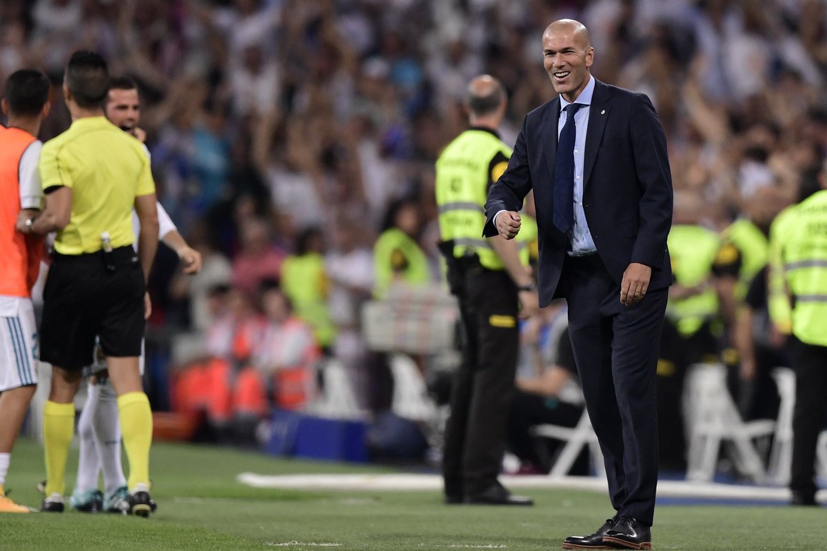 EditionMerengue's tweet photo. Zidane a autant de titres (7) que de défaites (7). https://t.co/TY3c017jwC