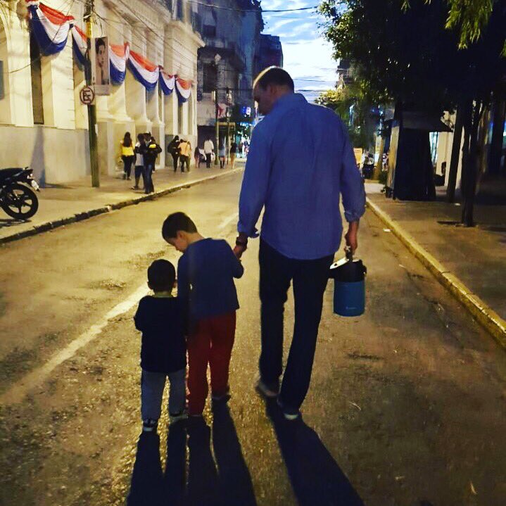 diegolansac's tweet photo. La escalera Lansac #Asuncion480 https://t.co/vWiuJuPakL