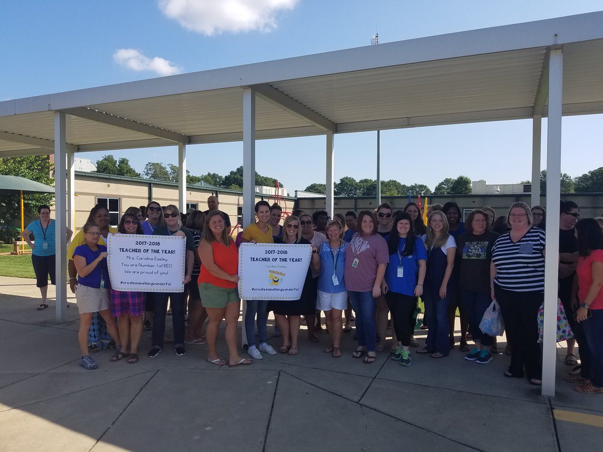 ryan_streetman's tweet photo. @cashion_comets staff welcoming our teacher of year, C. Easley back from the district TOY breakfast. She's OUR #1. #createsomethingwonderful https://t.co/gIzSZjBbPG