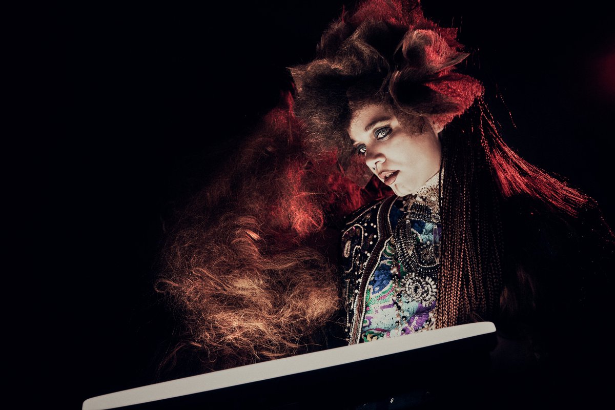 LEDGO_LED's tweet photo. Fourth set results from Frank Doorhof A-Z workshop with Nadine and LEDGO ringlight LG-R320C
#sonyimaging #adobe #LedGo #styling #hair #wacom https://t.co/MyjgcDewgJ