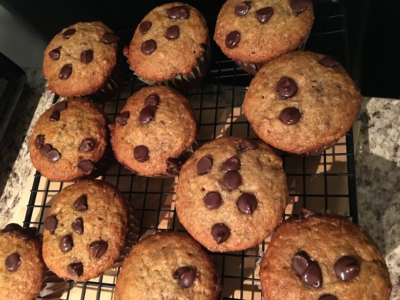 Banana Flax Seed Muffins #muffins #recipe #backtoschoolmadeeasy aboyandhismom.com/recipe/banana-…