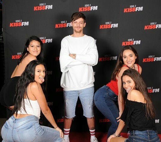 harrybanano's tweet photo. La cara de louis no la supero nunca 😂
Si supieran que tiene hombre💕
Aguante larry🌈
#LouisTomlinson 
#LARRYISREAL https://t.co/lvsZtdEJ0E