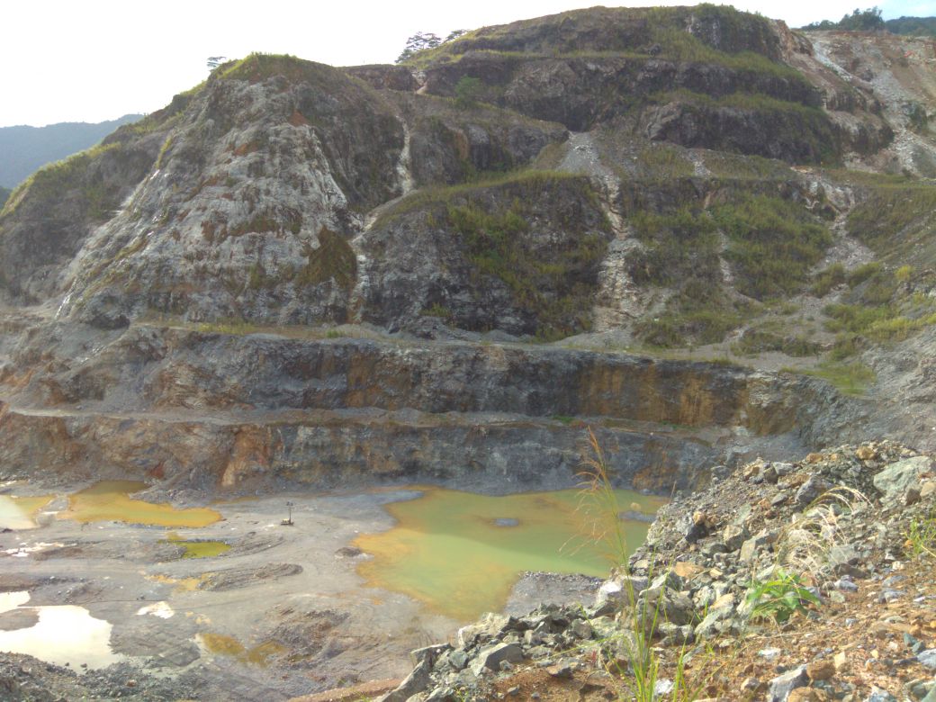 <a href="/BloggerPalanta/">Blogger Palanta</a> iko nyo penampakan bukit tempat pengibaran bendera raksasa beko. :)) #IndonesiaSPesial