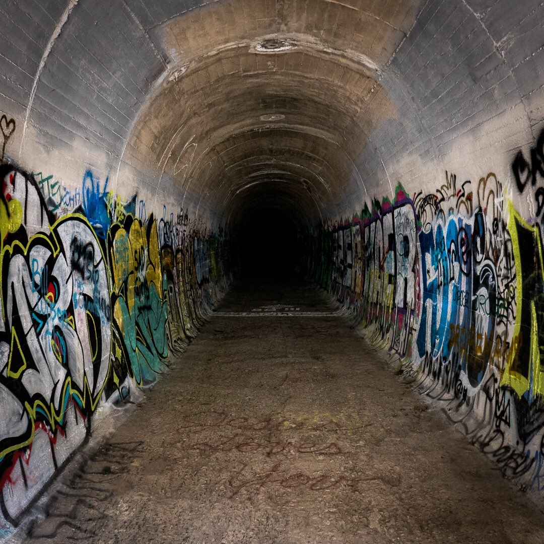 nqsphoto's tweet photo. DAMN. #graffiti #streetart #streetdreamsmag #exploreeverything #streetphotography #fineartphotography #devilsgatedam https://t.co/yh3Ol8cr10