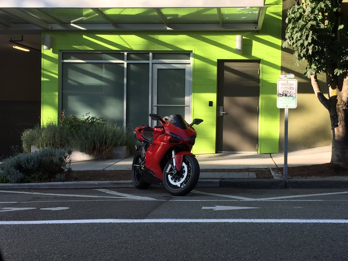 digital_locust's tweet photo. Just spotted the Docati. #milliondollarcontracts @DrDisRespect @DucatiMotor @blockbuster @Twitch #faceoftwitch #BTB2times #bikerboyz https://t.co/9KsdmpyoM0