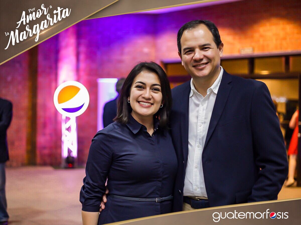 PepsiGuate's tweet photo. Todos listos para disfrutar de un hermoso recital a beneficio de nuestros amigos de @fmargaritatejad 🙂 Juntos #Somosguatemorfosis https://t.co/ZrrJ0ej1W2