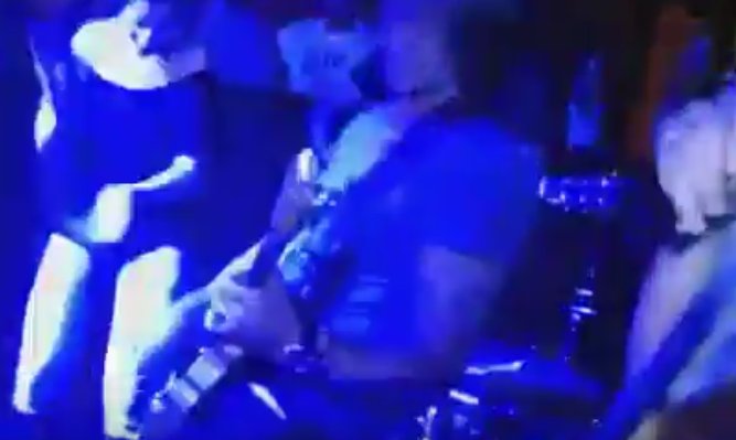 Michaeljonair's tweet photo. For anyone who didn't get enuff @KeithUrban #CMAFest THIS is my gift for you! #Monkeyville #keithUrbanFans https://t.co/wV1iLfVKjF β¦ https://t.co/LEevdDEUml