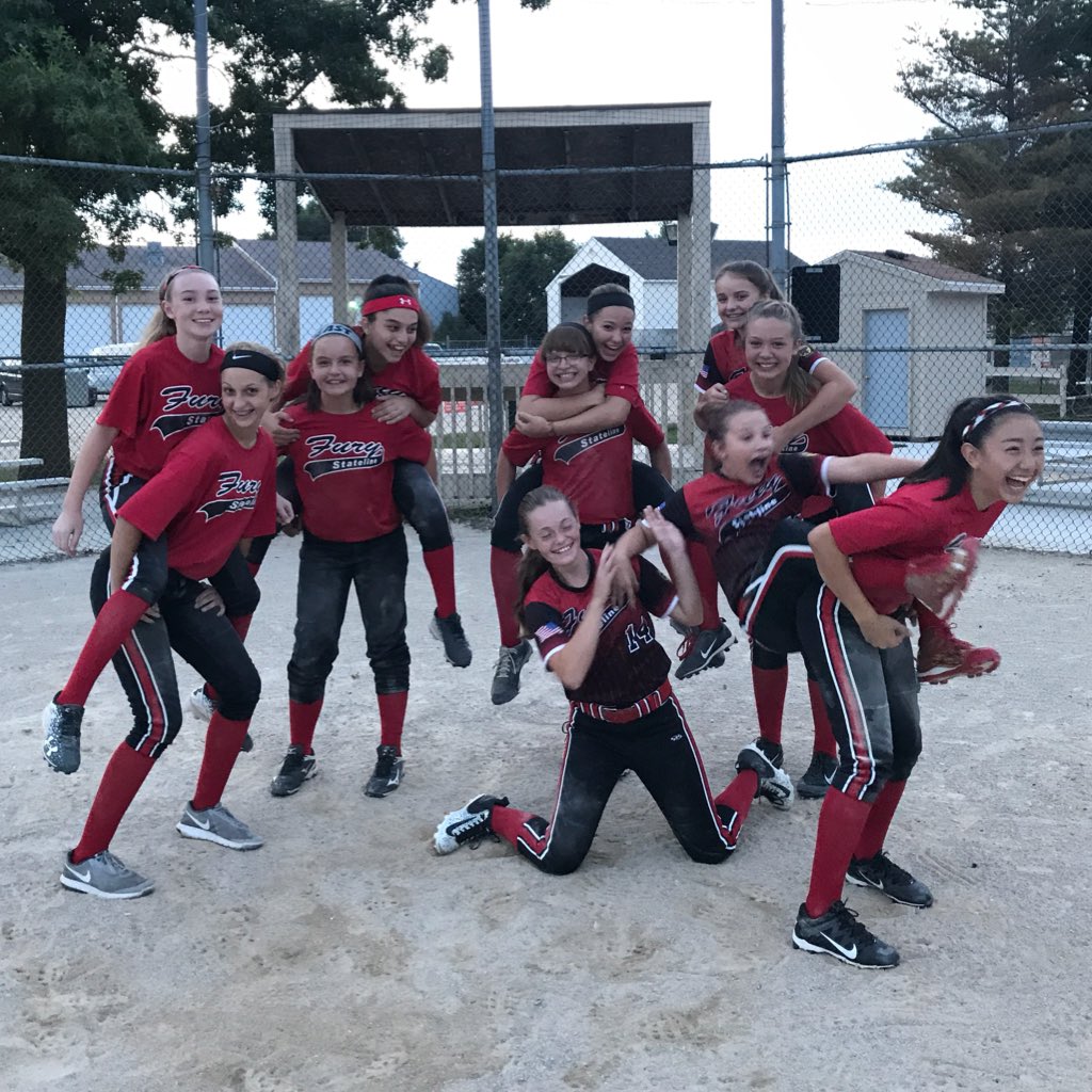 Fury14UWhite's tweet photo. The definition of being a 13 year old summed up in one picture. #teambonding https://t.co/qmyTgRBf5L