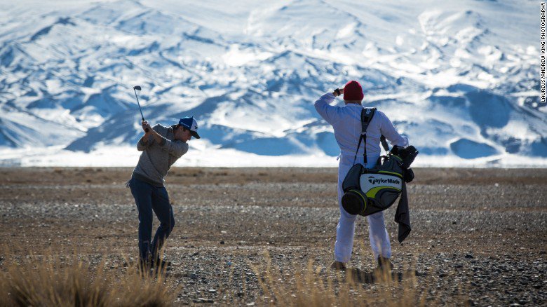 cnnasiapr's tweet photo. 82 days, 1,850 km, 14,000 shots: The world's longest hole of #golf. https://t.co/ksFUuh1jAe @TheLongestHole @RonRutland @LaureusSport https://t.co/OVZxvjFWES