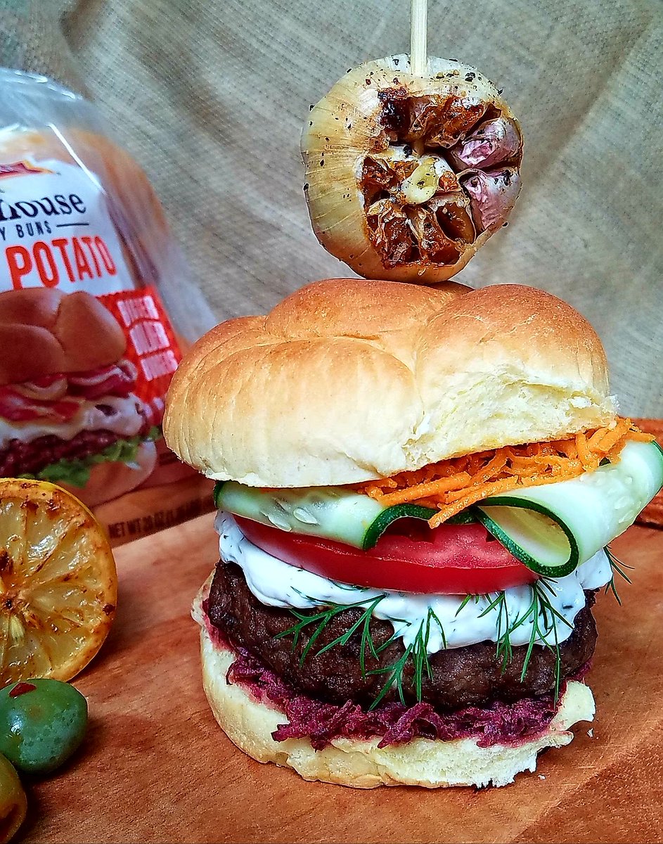 jillgilber's tweet photo. #RespectTheBunPromotion 
Moroccan Inspired Lamb Burger https://t.co/zYwLDAX7Lx