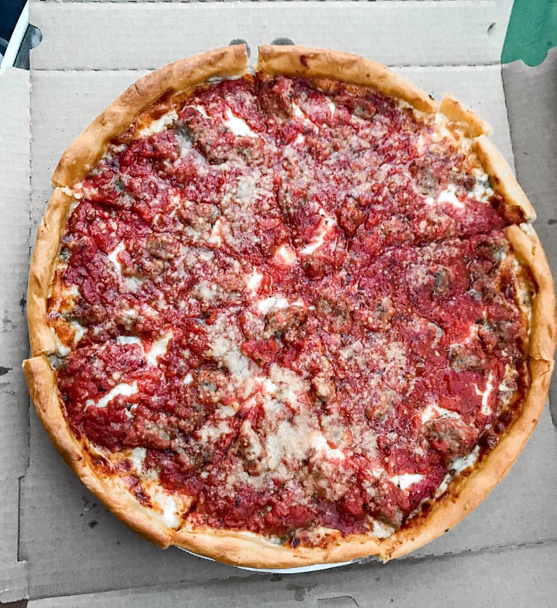 Chicago Pizza Party tweet media