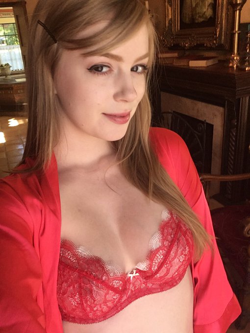 Rate me 5 stars ✨on freeones! https://t.co/06QuA9z9A0 https://t.co/q9jIMHSpIW<a href="/tag/newprofilepic"class="tags"><span>#newprofilepic</span></a>