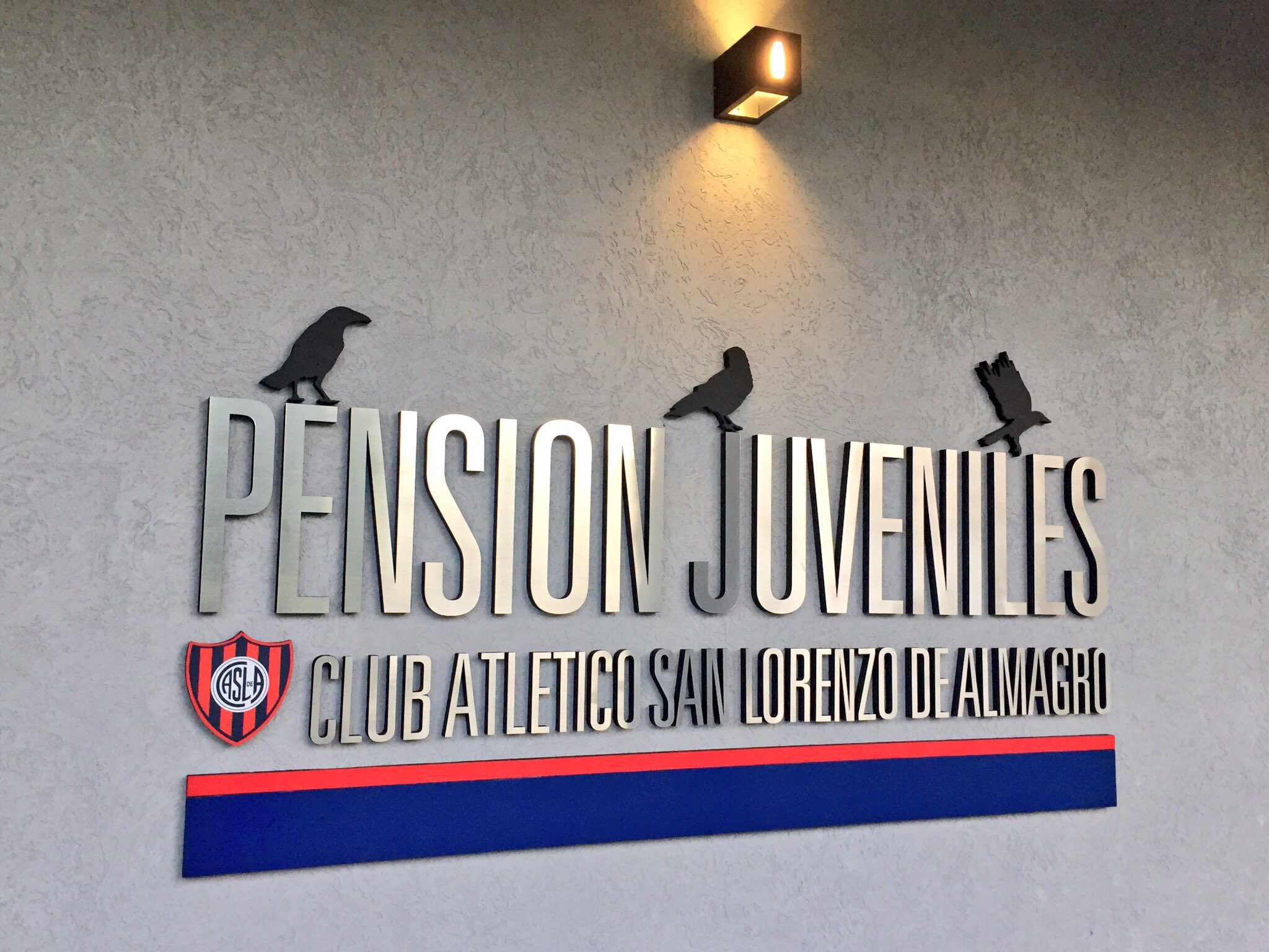 Opi on X: "A este tipo metieron en cana hoy. Como para saber con qué runfla  estamos tratando. Un tipo que por amor a San Lorenzo y amor a su familia  cuerva