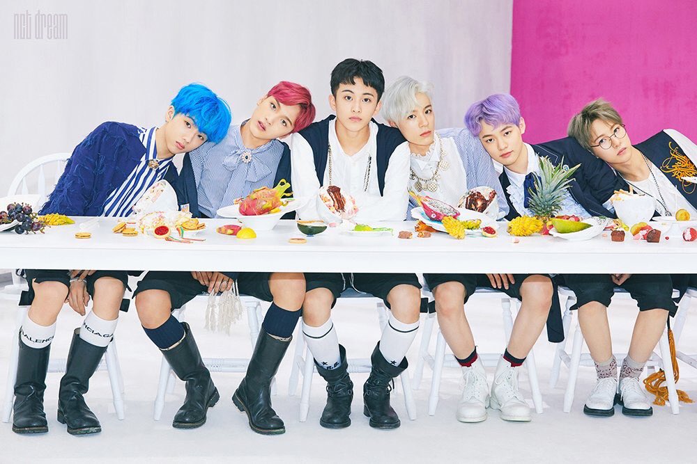 SM_NCT's tweet image. [INFO] #NCT_DREAM's #WeYoung showcase will be available on VLive this August 18th.