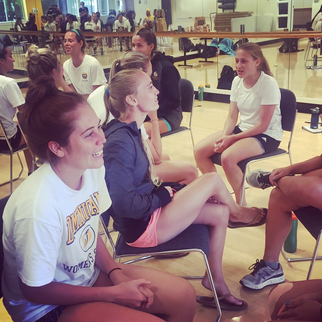 dominican_ws's tweet image. DU women&apos;s soccer &quot;speed dating&quot;!
#penguinfun