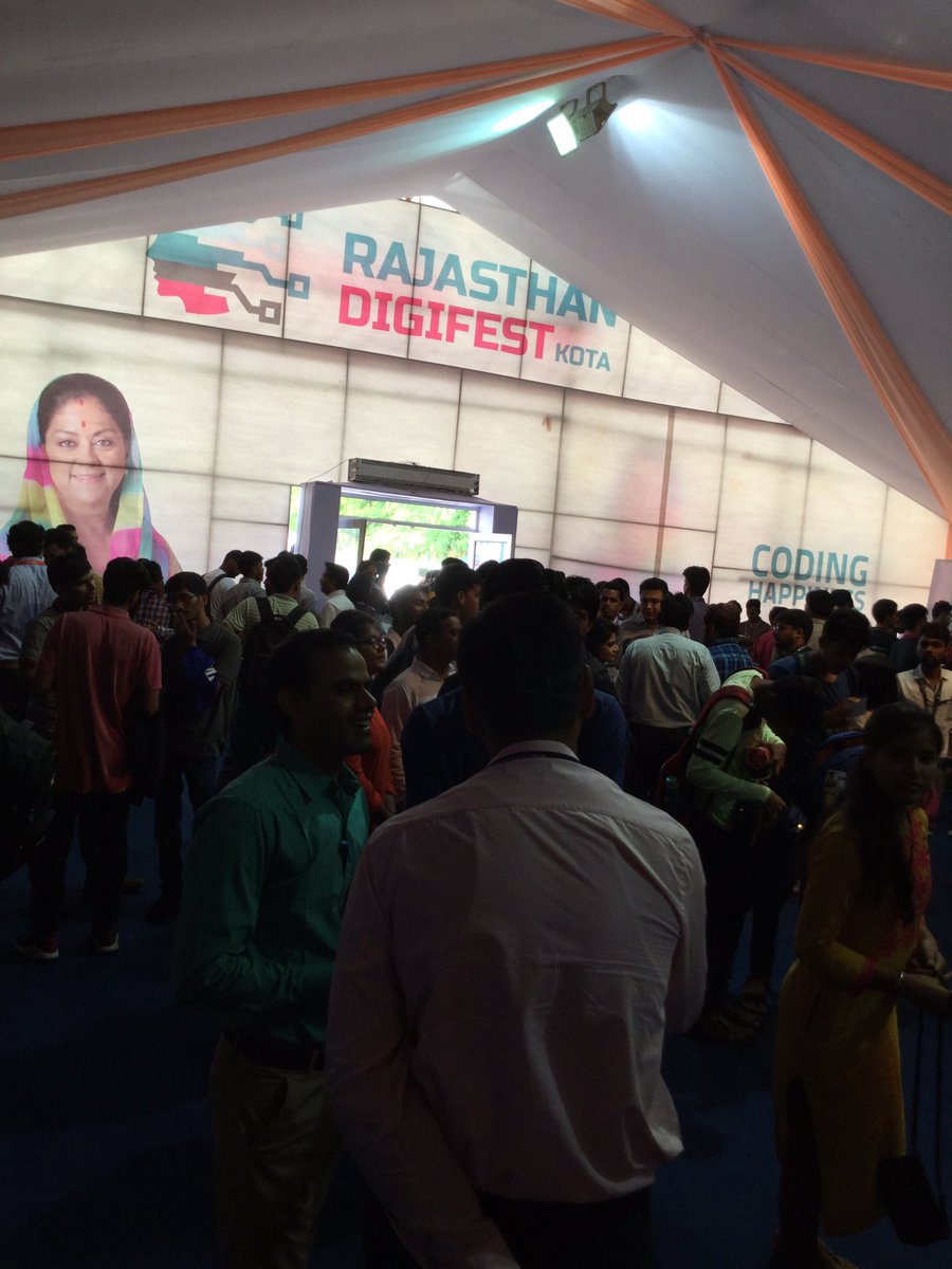 DoITCRaj's tweet photo. Hackathon 2.0 has kicked off!!! #Hackathonkota #RajasthanDigifest #BeHereStartup https://t.co/RKSJtphsp3