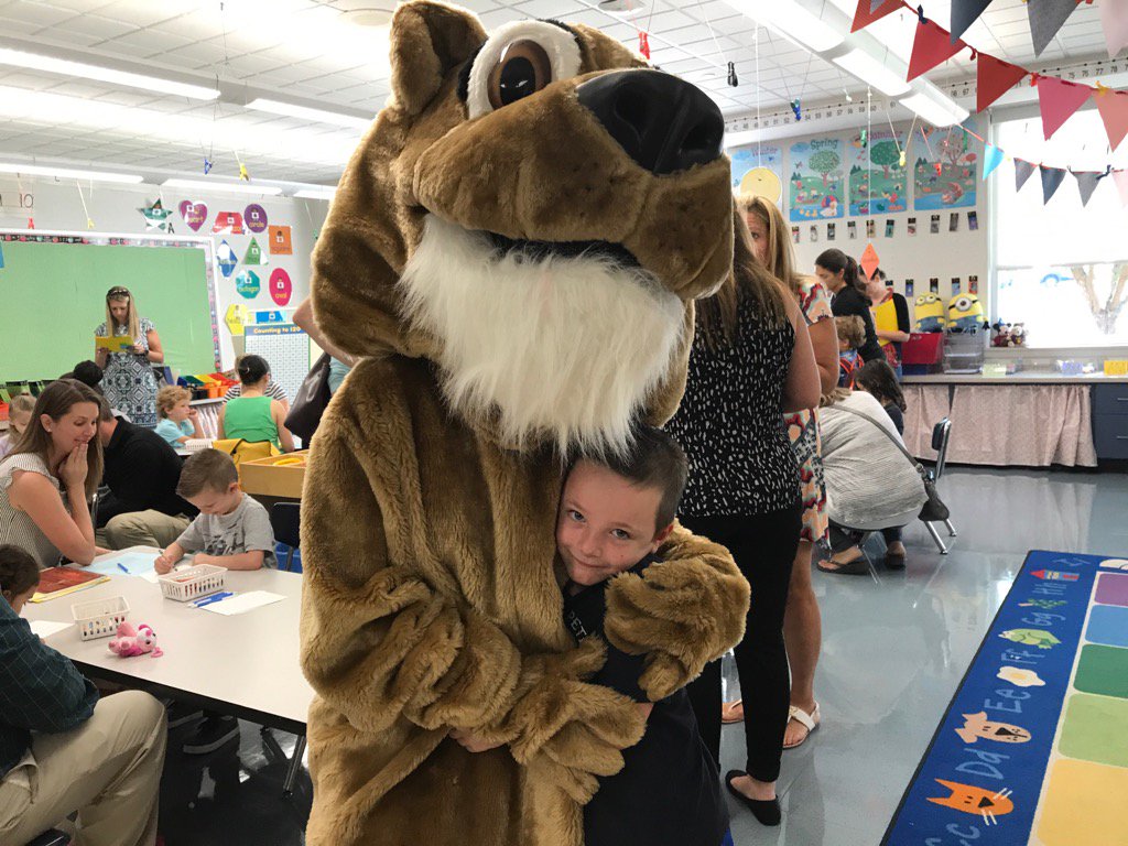 Louis greets Kindergarteners at Pfaff. <a href="/QCSDnews/">QCSD News</a> @BillHarner <a href="/TheIntellNews/">Bucks County Courier Times</a>