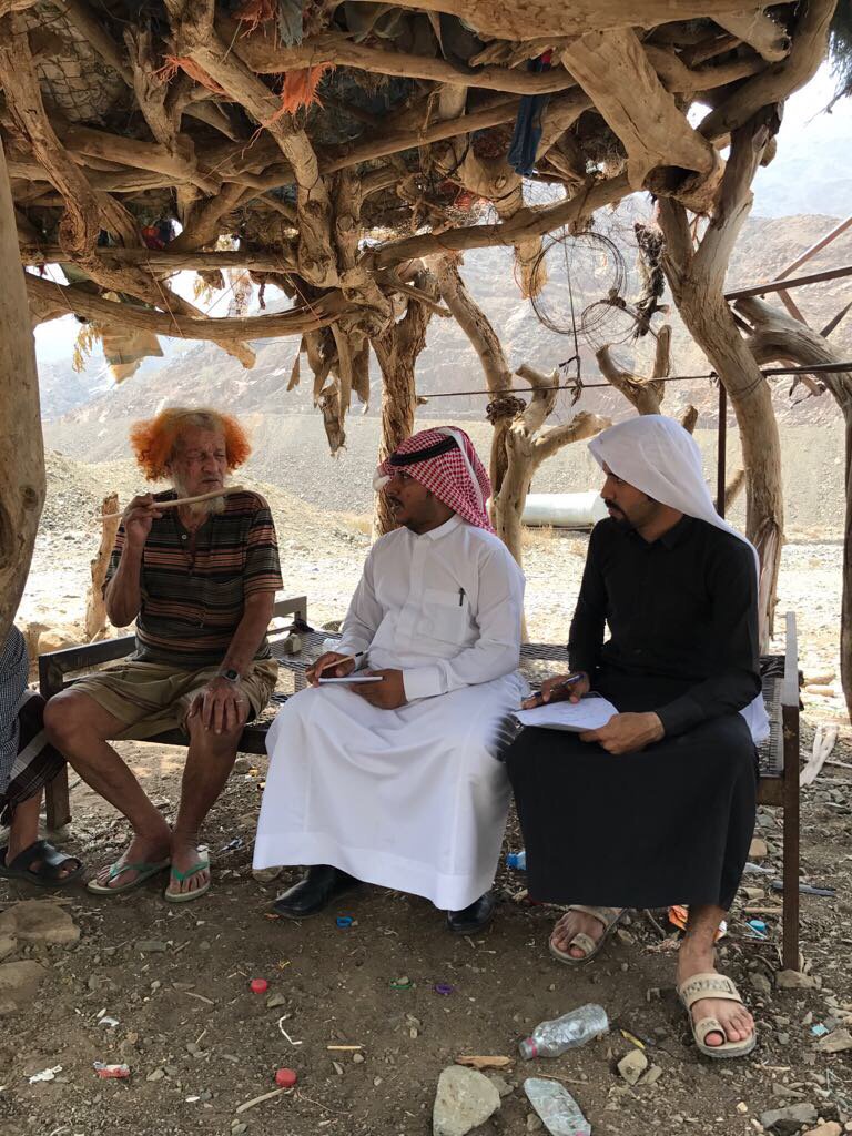 xwkxx's tweet photo. الفقر والاجواء الحارة والتعفف https://t.co/jF4c1nWRIv