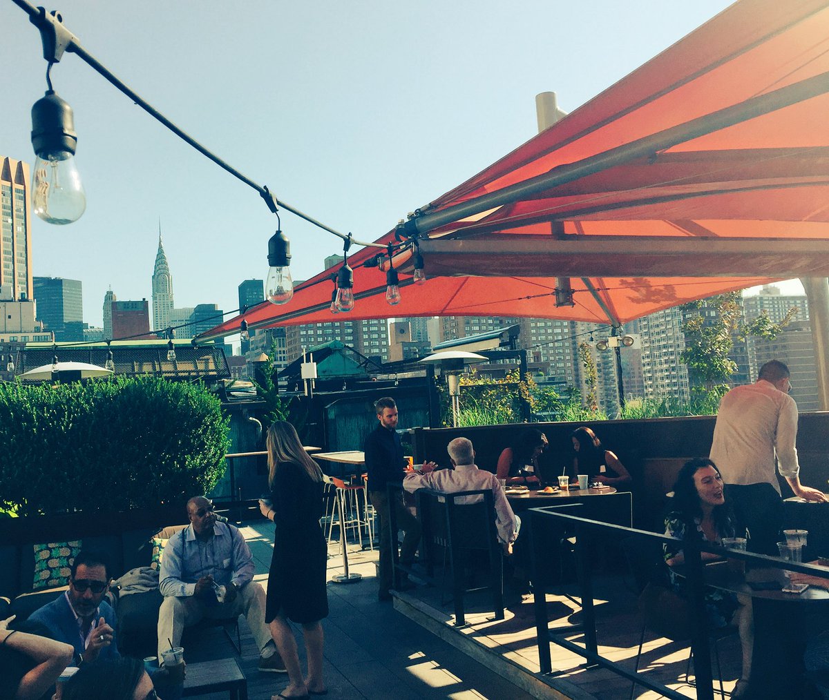 mrlehrer's tweet photo. beautiful day for @Brandwatch rooftop event. #brandwatch #imageinsights https://t.co/9tbtL36zPK