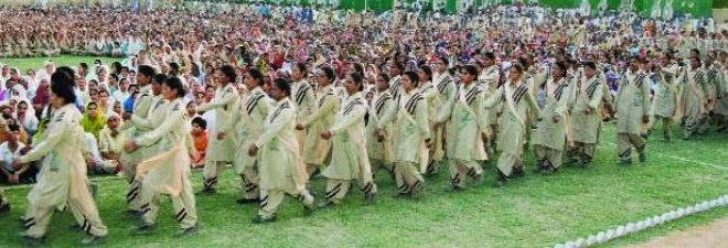 MSGians7's tweet photo. #RamRahimVerdict
#iSupportMSG bcz  @Gurmeetramrahim  is promoting girl’s education through awareness &amp; acilitation. https://t.co/vsxTXVIFeO