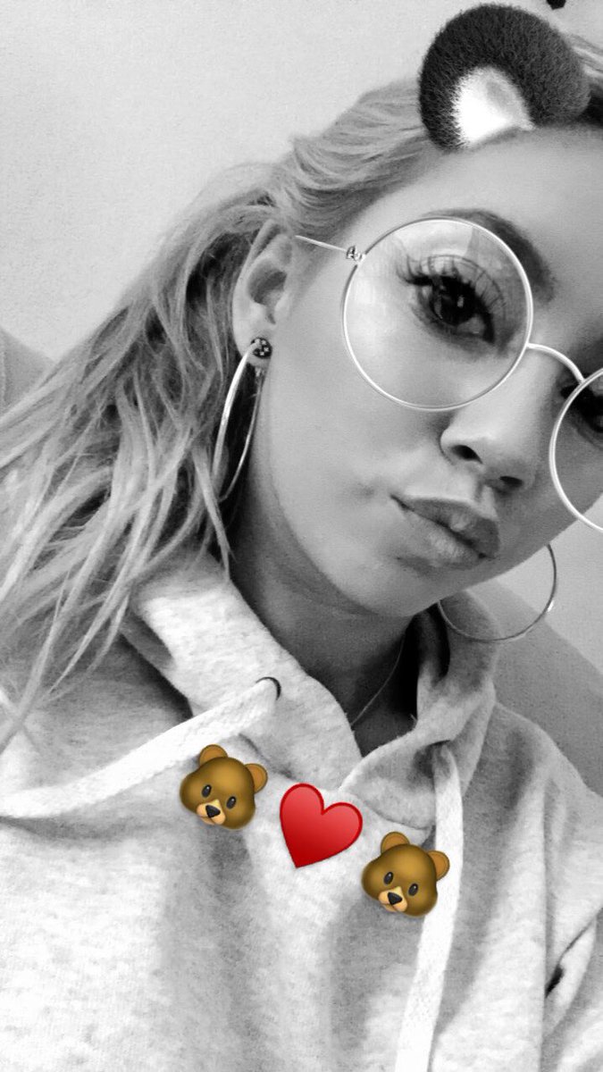 itsssPatro's tweet photo. 🐻♥️🐻💍2️⃣1️⃣👑🐧💕 https://t.co/A5ws41pOa1