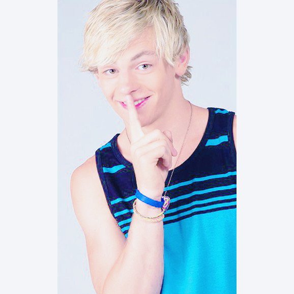 Mütüş Shopçu ✌ on Twitter: "ross lynch iconları Rt+Favla Alınız https:...