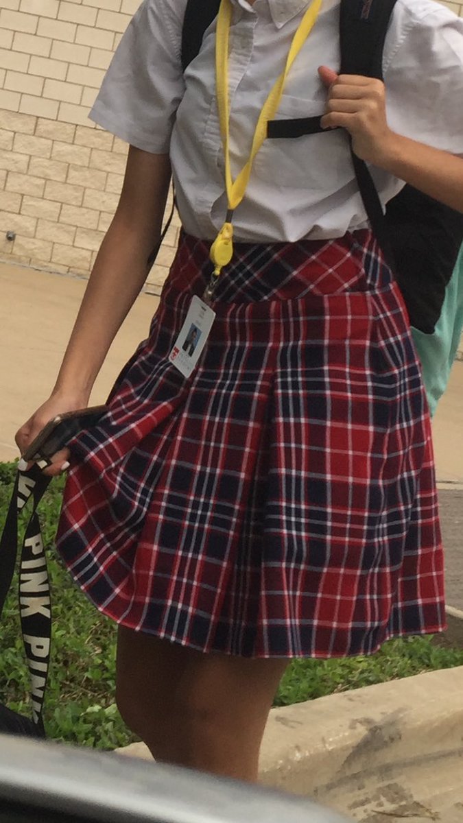 ECatloth's tweet photo. @ursulinedallas Yay, #sophomore entrance ๐have a fabulous year, ladies! #UAFirstDay ๐๐โค๏ธ๐ https://t.co/DNgo9tWsry