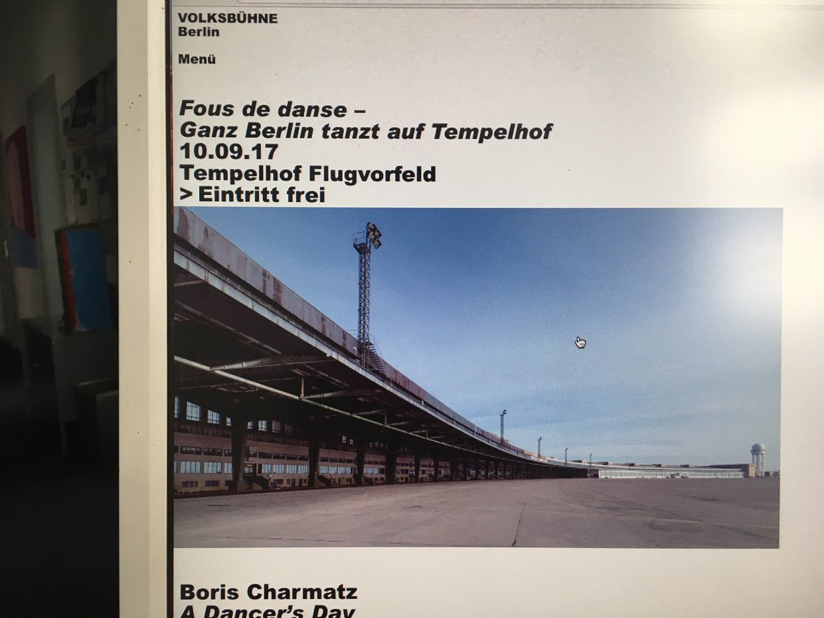 Die neue Seite der #Volksbuehne ist online. Wir finden, das sieht spannend aus! Am 10.9. gehts los – save the date.