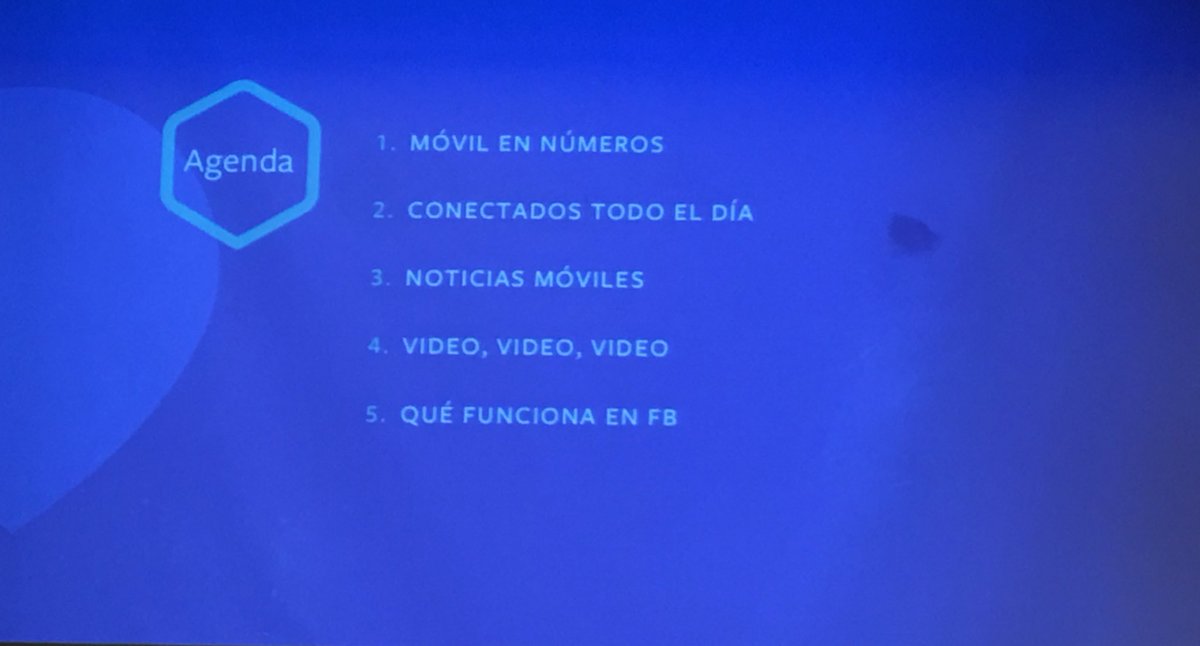 teuss's tweet image. .@julishama #CoberturaElectoral "Si estás despierto estás conectado" @fopea #FacebookAR