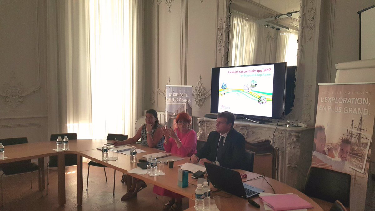 al_rousset's tweet photo. Confpresse de @sdervill et @reginemarchand sur le bilan de la saison touristique en Nouvelle-Aquitaine #tourisme https://t.co/y2kubsC53Y