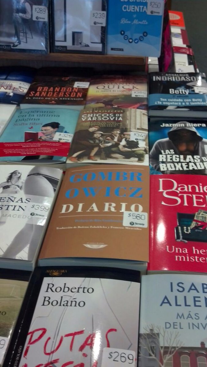 elcuencodeplata's tweet photo. #Fotos4 #GombrowiczEnLibrerías más y más Witoldo en las librerías: Yenny/El Ateneo: Flores y Caballito @CongresoWG https://t.co/uW2a88MIcZ