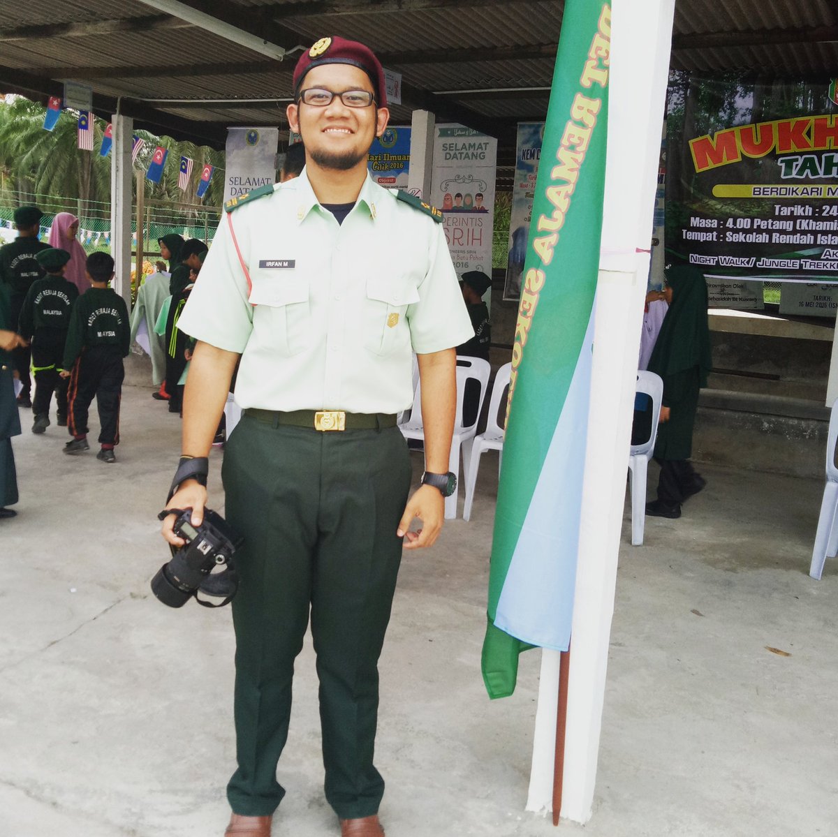 irfanmasiri's tweet photo. Mula Mukhayyam Tahun 4 untuk kali pertama bagi SRIHBP.
Aku macam biasa, cameraman. π
#MukhayamTahun4 #SRIHBP #diaricikguirfanm https://t.co/hQFkhUV0uK
