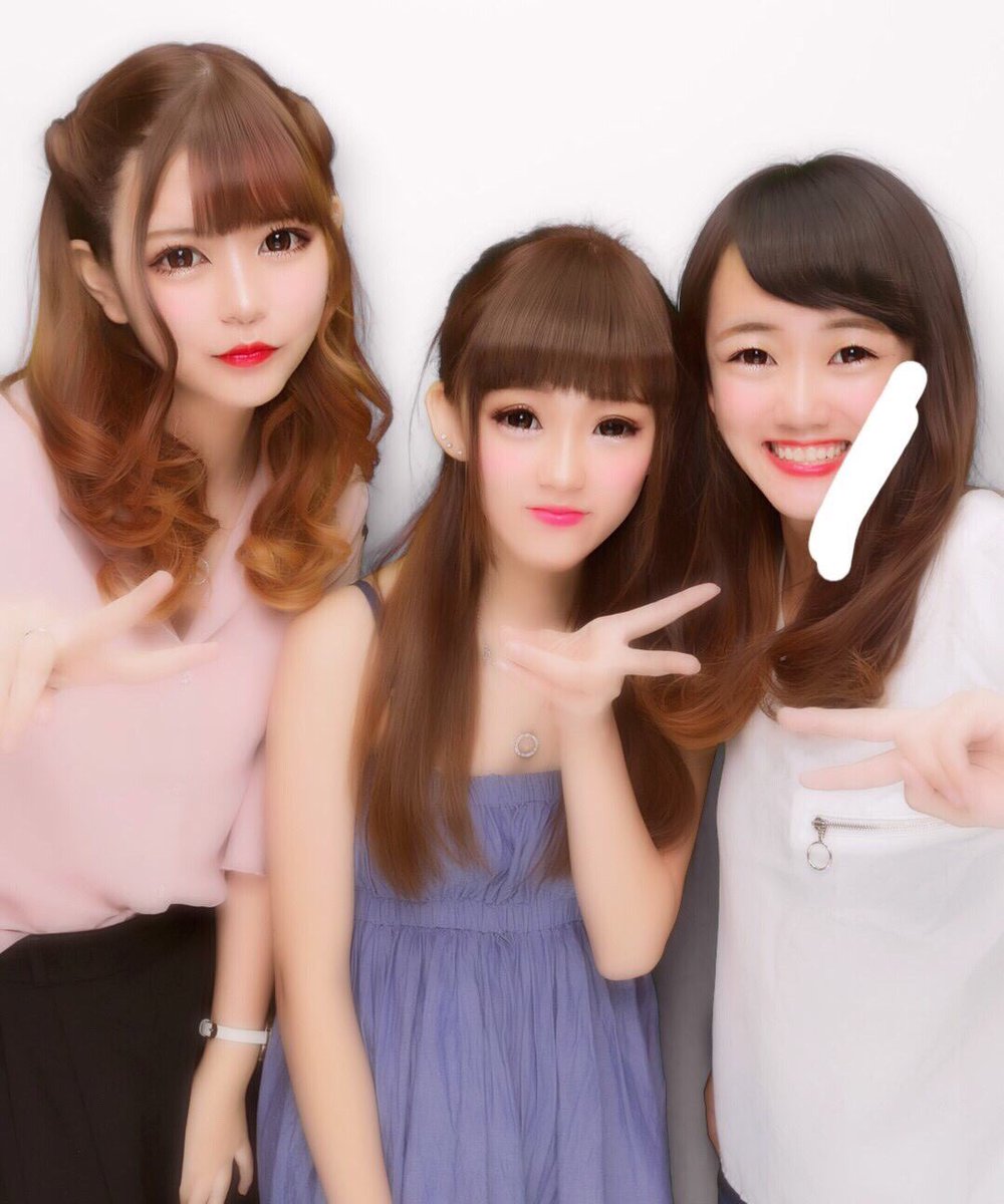 ARS_Y824's tweet photo. 久しぶりの３人☺️♥️
お祝いしてくれた(∩ˊᵕˋ∩)･*
いつもと変わらないけどとても楽しかった🌷ありがとう!!!!!!
お店の人たちにハッピーバースデー歌われたのは凄く恥ずかしかったけど嬉しかったです🌈💜💙

奢ったくれたので次は真甫の誕生日です( ˶ ̇ ̵ ̇˶ ) https://t.co/wU8E4QKfZC