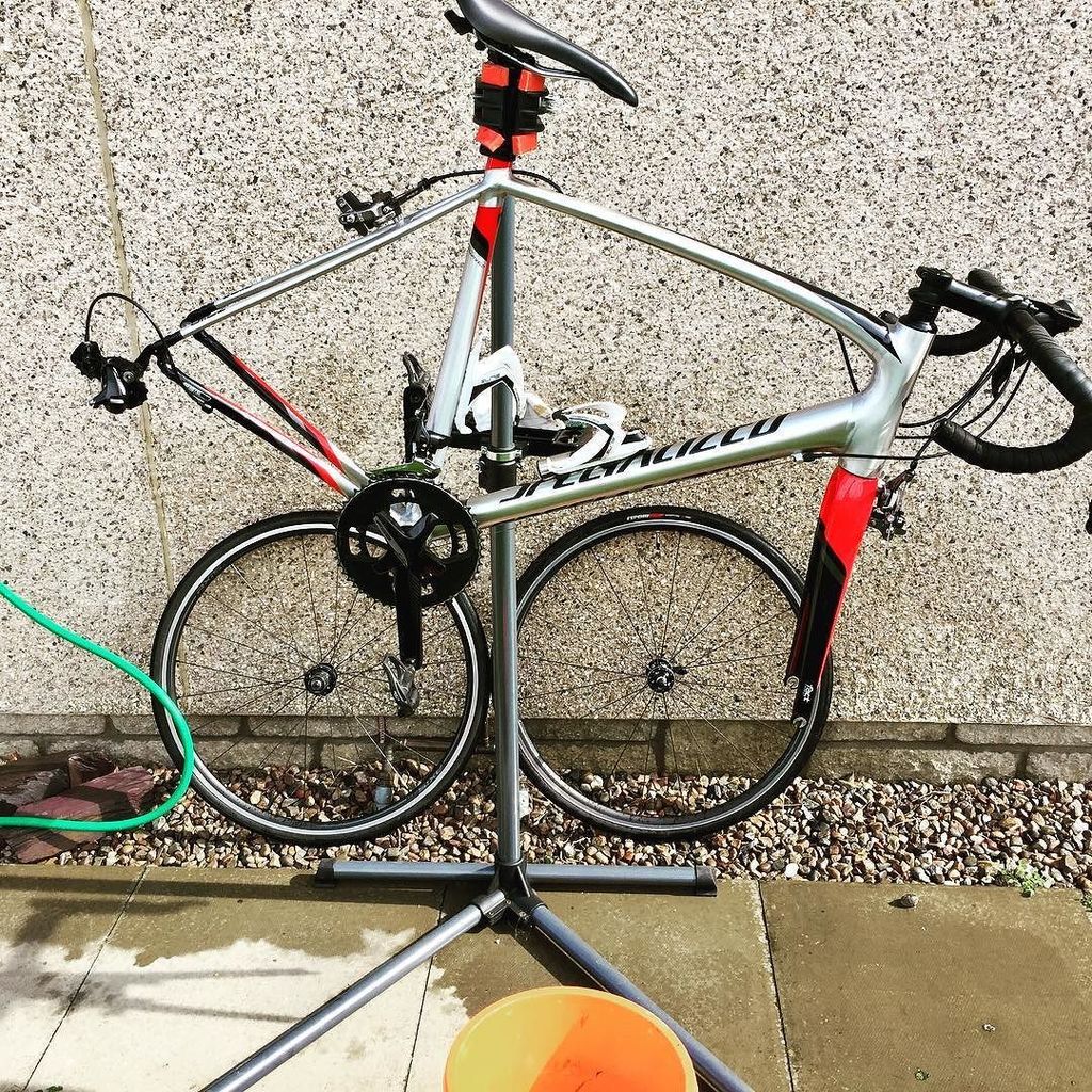 The_Jacka1's tweet photo. Final preparations underway for Ride The North this weekend 🚲😎 Lets hope for some sun at least LôL #cycling #RideT… https://t.co/XqrX9c2nux https://t.co/nlrc4cfvC9