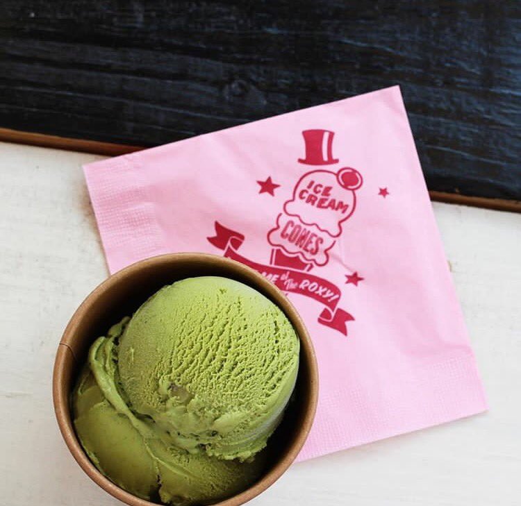TheRoxyHotelNYC's tweet photo. It's the last few weeks of summer... take advantage of the #RoxyHotel's icecream cart while you can! 🍦 #MeetMeAtTheRoxy https://t.co/Yjb4KyKYRm