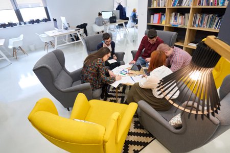 aemprende's tweet photo. ¿Tienes una #startup? Apunta estos consejos para planear la #comunicación dentro de tu empresa. https://t.co/TOw0hiVJAq vía @expansioncom https://t.co/KZ64r3x4Do