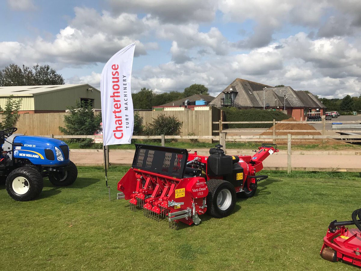 RedeximUK's tweet photo. Today we're supporting the @Biggaeastmids event with Platts Harris being held @BeedlesLake, Carrier on display #pedestrian #15cmworkingdepth https://t.co/dY08LzYMz4